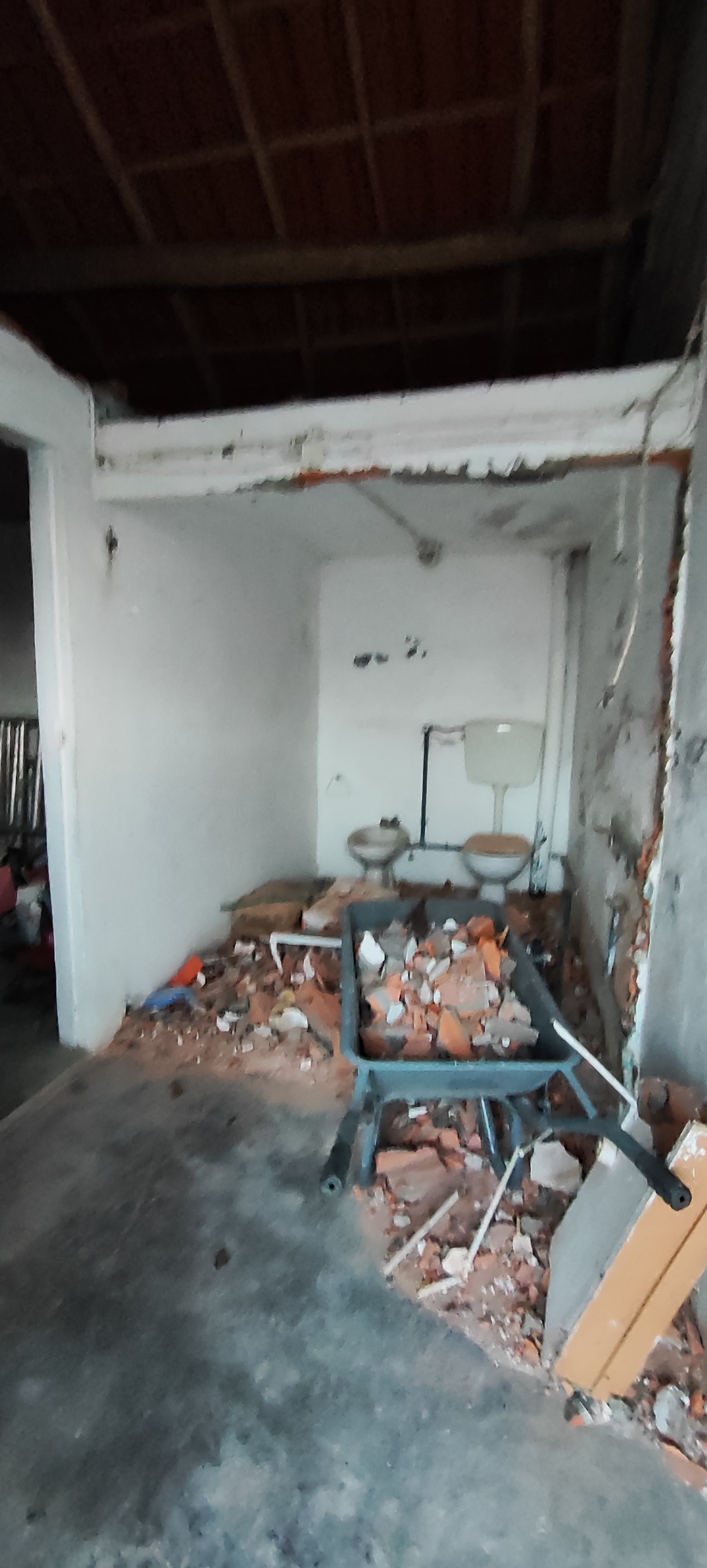 Avant Peras Salle de Bain 1